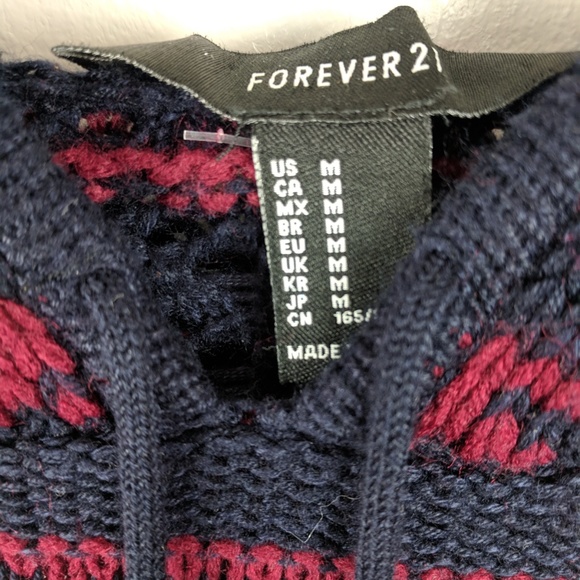 Thick & Cozy Geometric Hooded Sweater - Picture 4 of 4